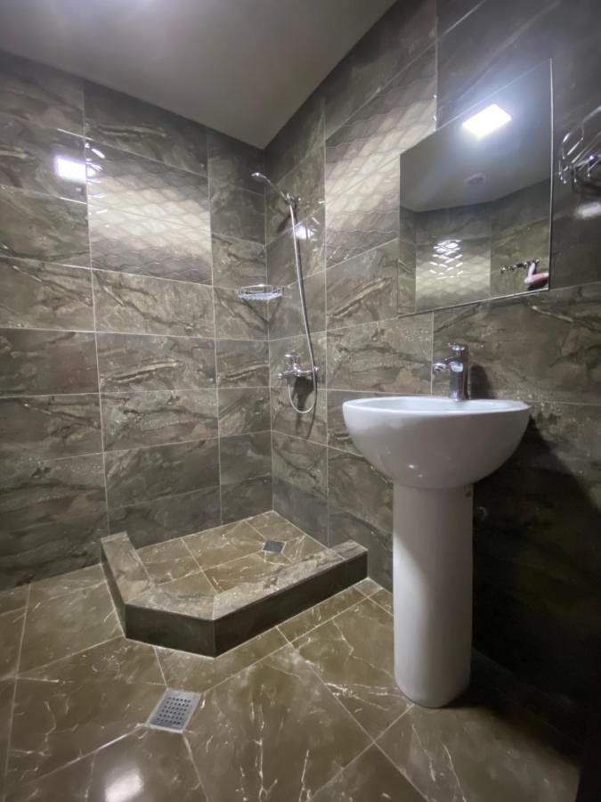 Borjomi Central Hotel Екстериор снимка