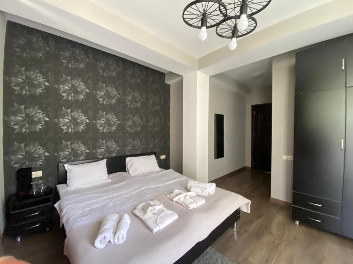 Borjomi Central Hotel Екстериор снимка