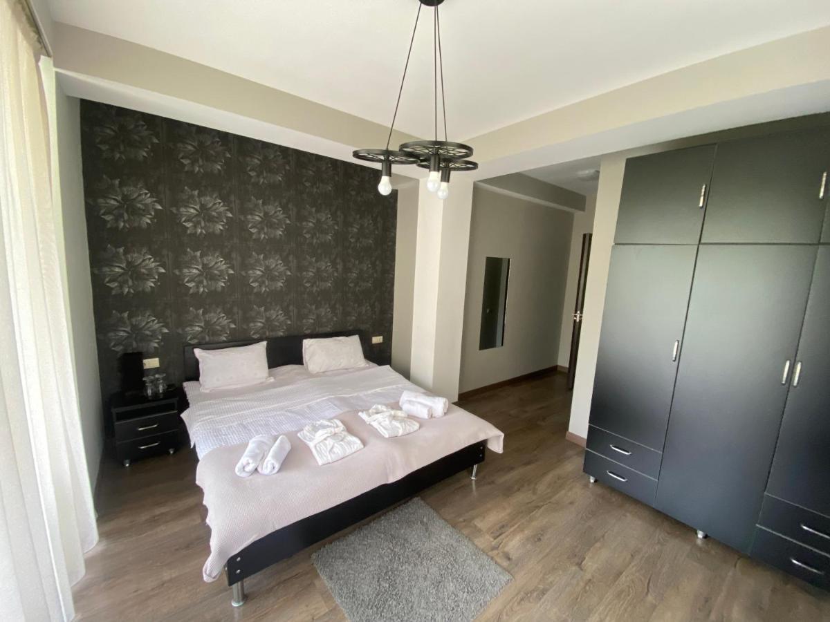 Borjomi Central Hotel Екстериор снимка