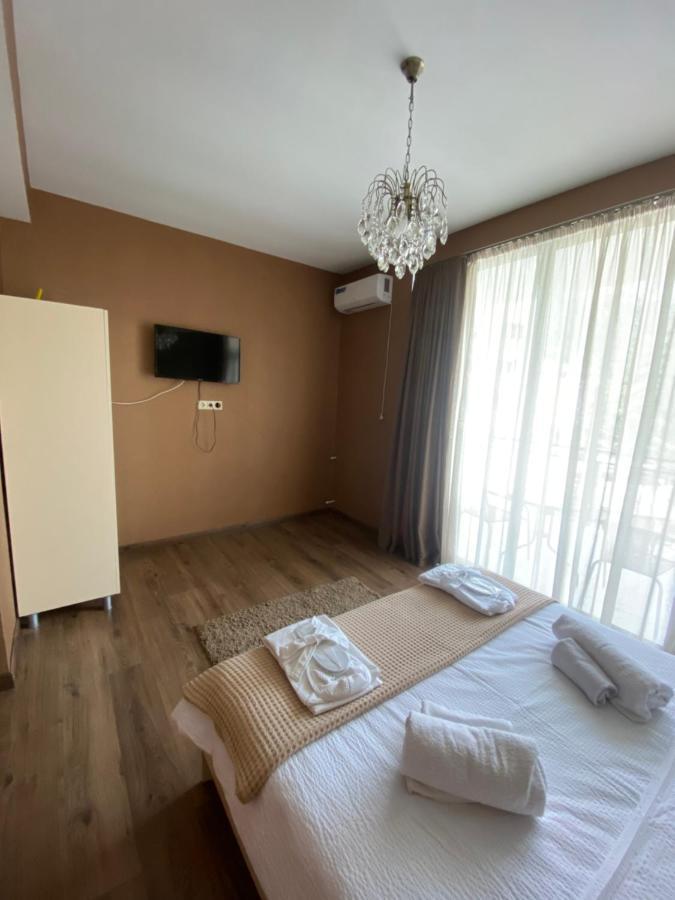 Borjomi Central Hotel Екстериор снимка