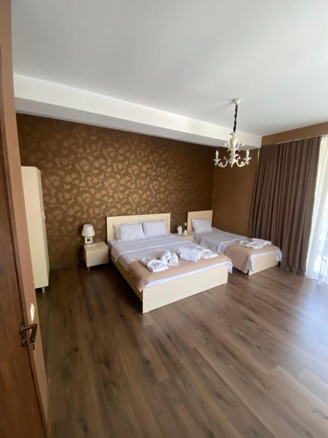 Borjomi Central Hotel Екстериор снимка