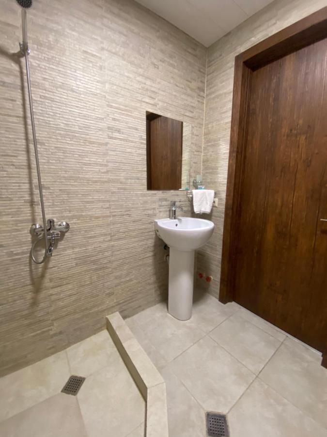 Borjomi Central Hotel Екстериор снимка