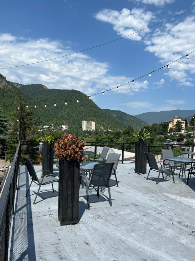 Borjomi Central Hotel Екстериор снимка