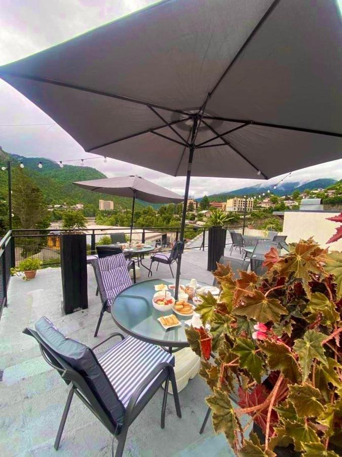 Borjomi Central Hotel Екстериор снимка